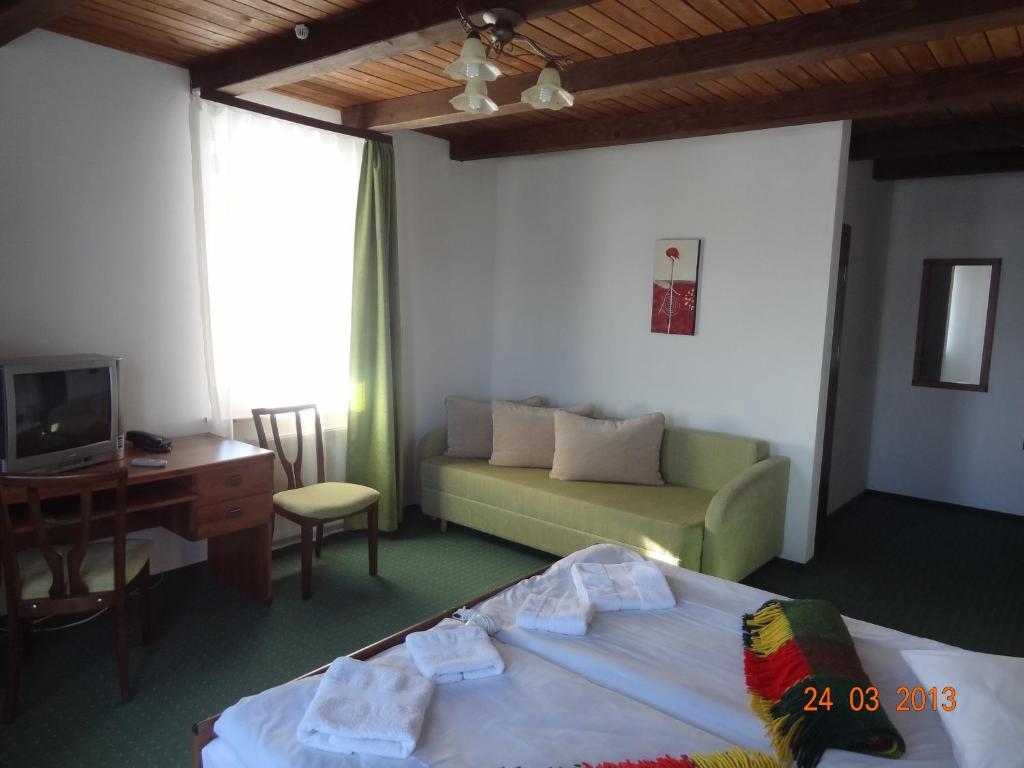 Hotel Alpenhof Pansion à Slavsko Chambre photo
