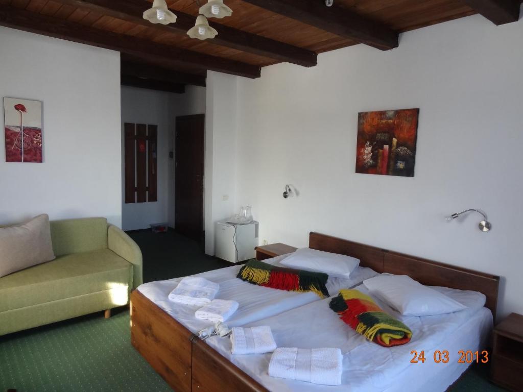 Hotel Alpenhof Pansion à Slavsko Chambre photo