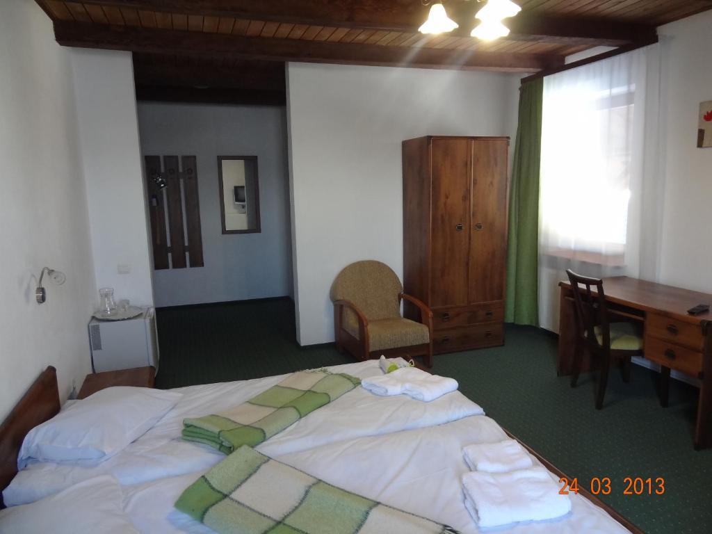 Hotel Alpenhof Pansion à Slavsko Chambre photo