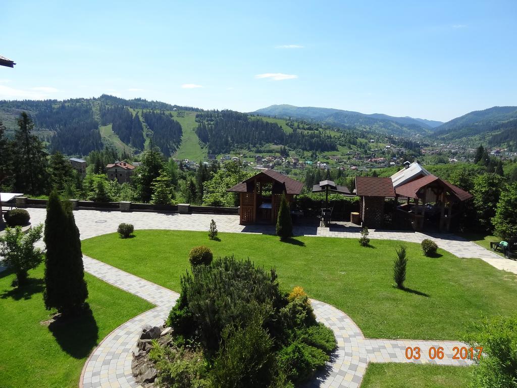 Hotel Alpenhof Pansion à Slavsko Extérieur photo