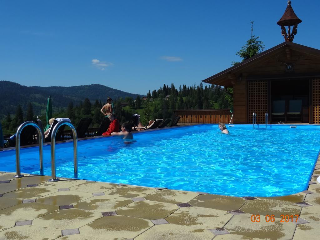Hotel Alpenhof Pansion à Slavsko Extérieur photo